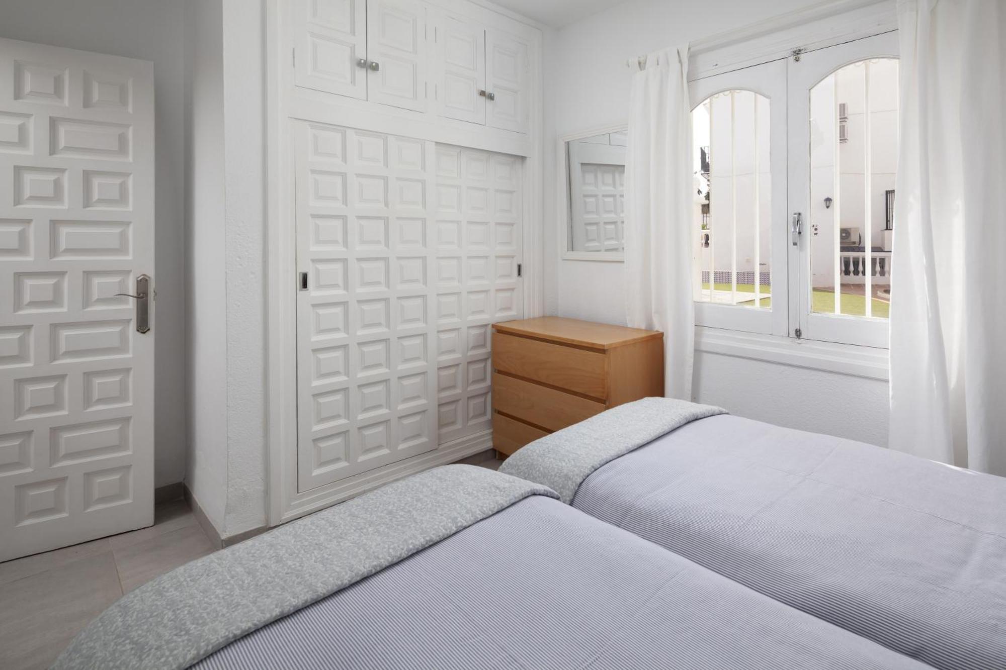 Bright Spacious 1 Bed Apartment Nerja Zewnętrze zdjęcie